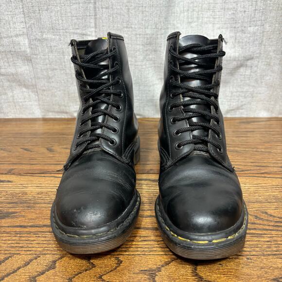 SOLD Black Leather Combat Boots Women’s 7 - Picture 3 of 8